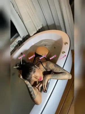 Pronta para te levar ao máximo do tesão! 🔥