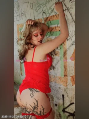 Amo Me Exibir Na Câmera, Interagindo Com Vocês E Descobrindo...