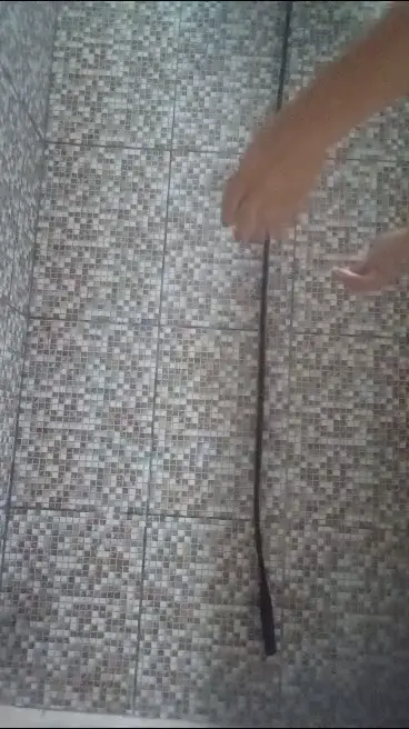 Coroa Sensual Toma Banho em Vídeo e Exibe Corpo na Videocall