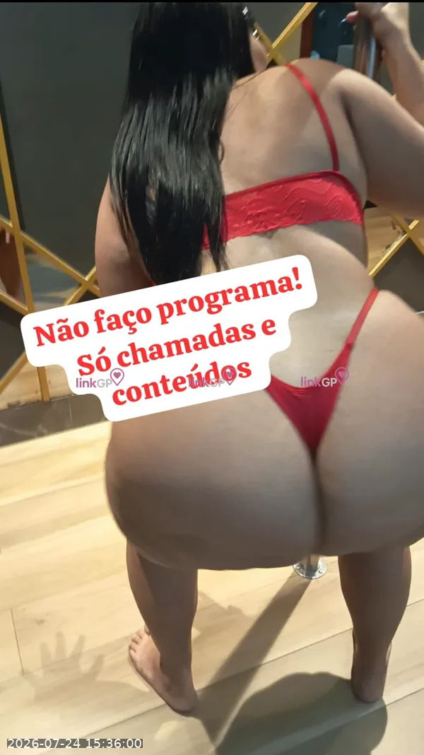 Faço videochamadas exclusivas, vendo vídeos e fotos personalizadas e pacotes...